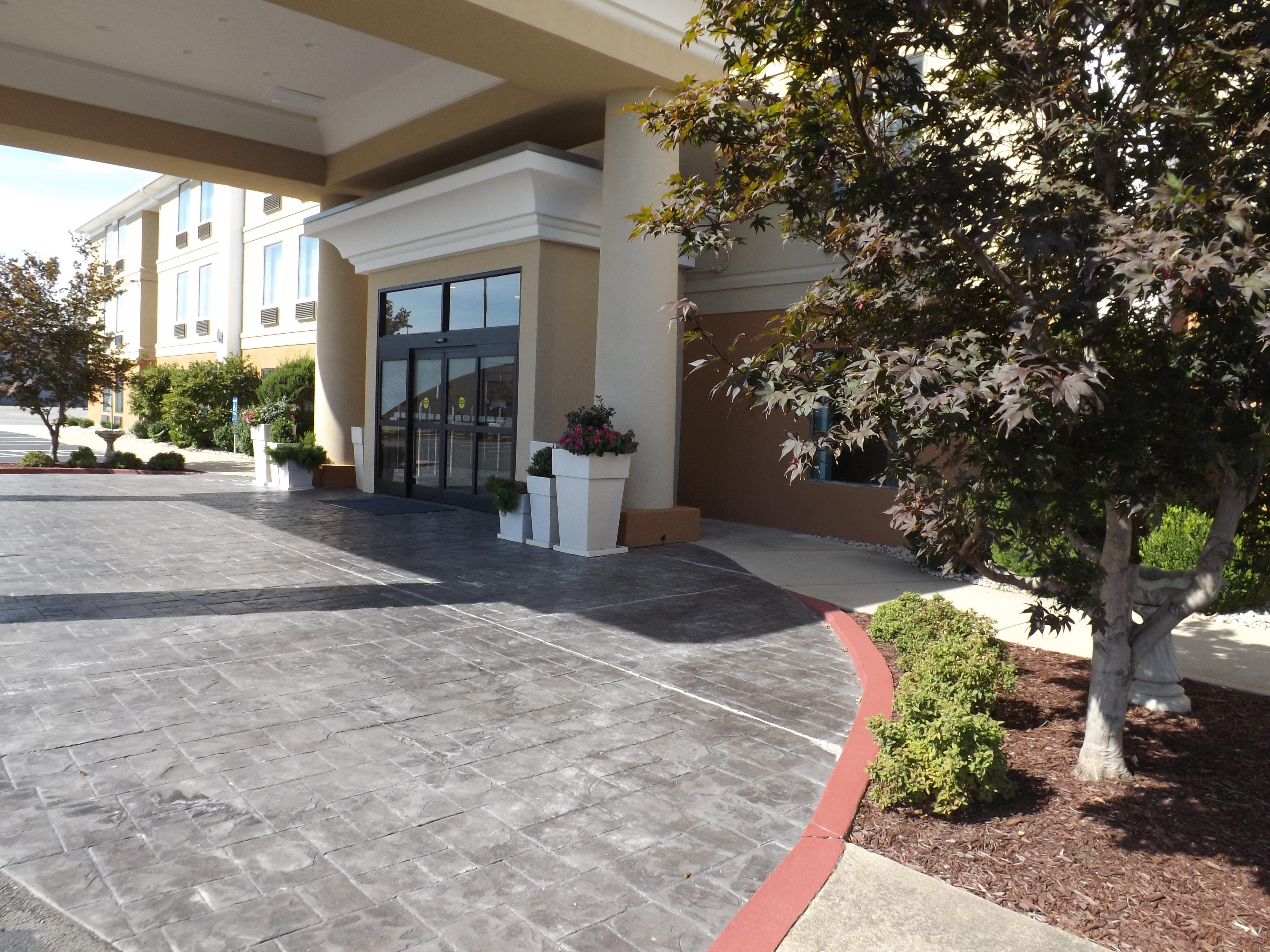 Holiday Inn Express Lexington Southwest Nicholasville By Ihg Exterior foto