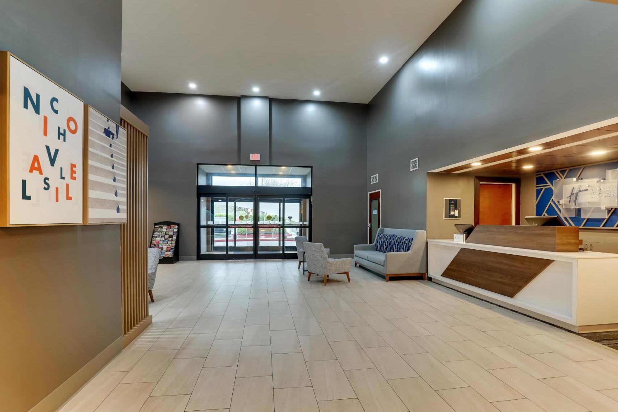 Holiday Inn Express Lexington Southwest Nicholasville By Ihg Exterior foto